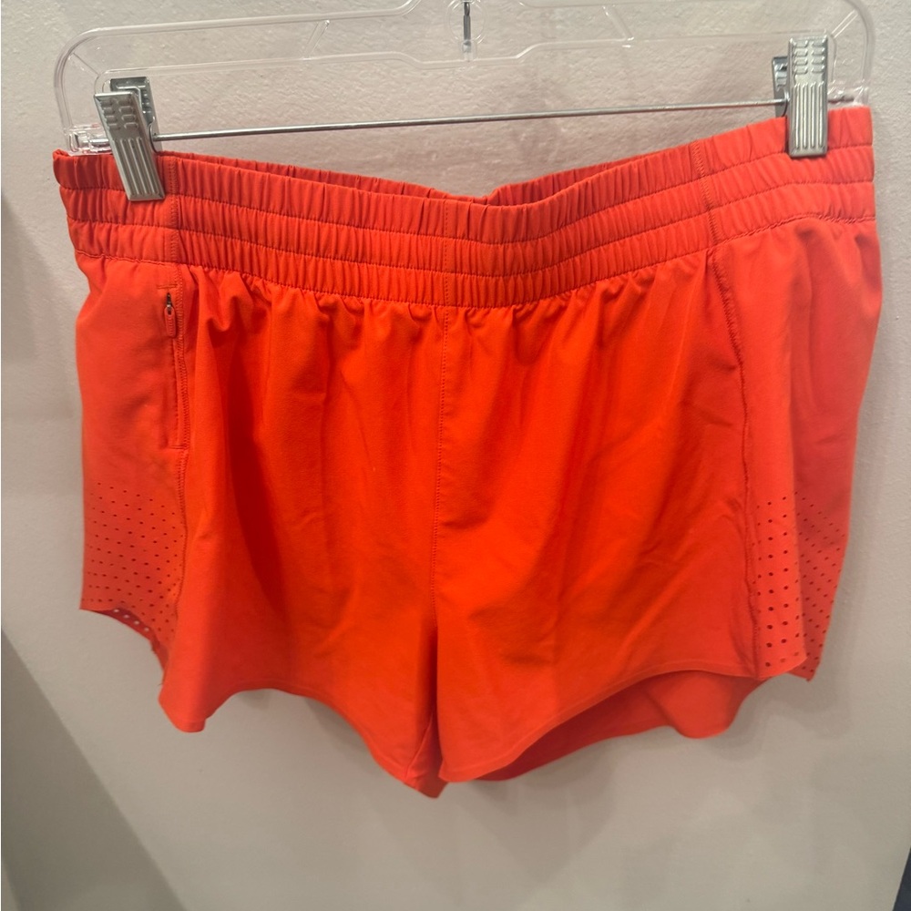 Athleta, Hustle 3” Shorts, Medium